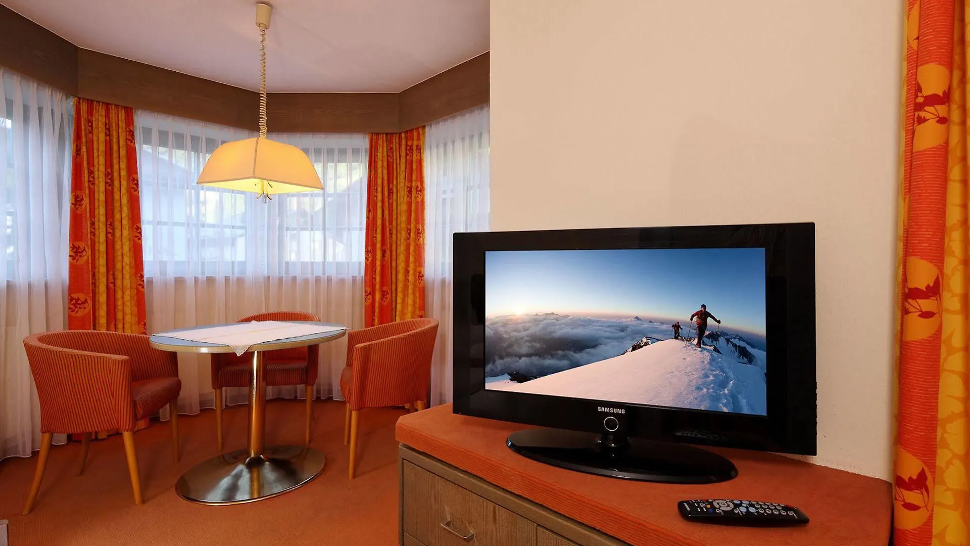 Pension Eden Sölden 2*,  Austria